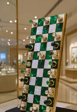 Unique Luxury Gold,Opals and Diamonds Q-Chessboard by ®Květa Carrarettovà